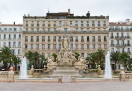 Idées de promenades en amoureux à Toulon (Var).