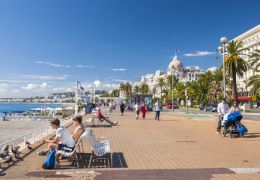 Des balades romantiques et des week-end en amoureux à Nice (Alpes-Maritimes).